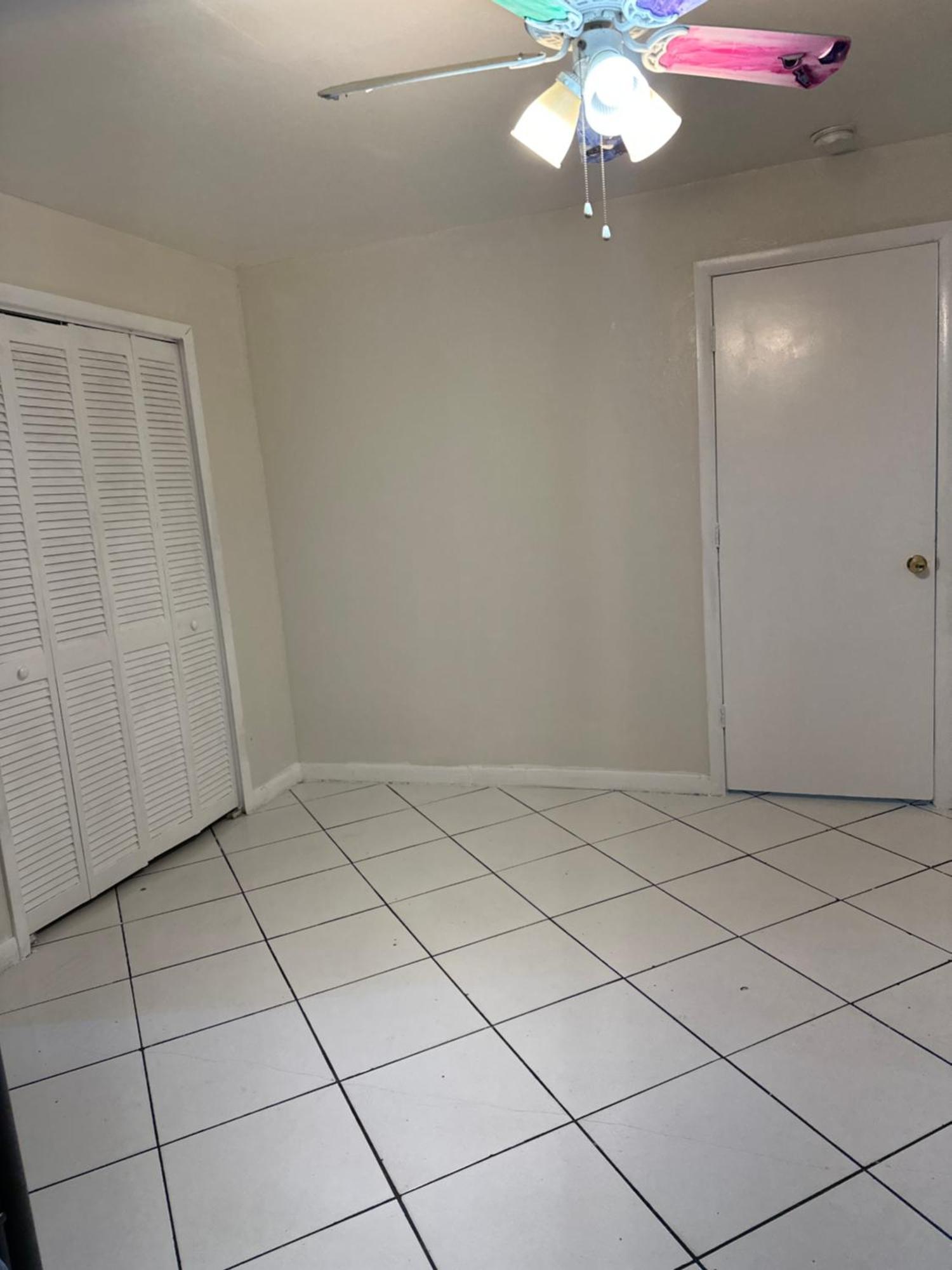Hospedaje North Miami Bagian luar foto